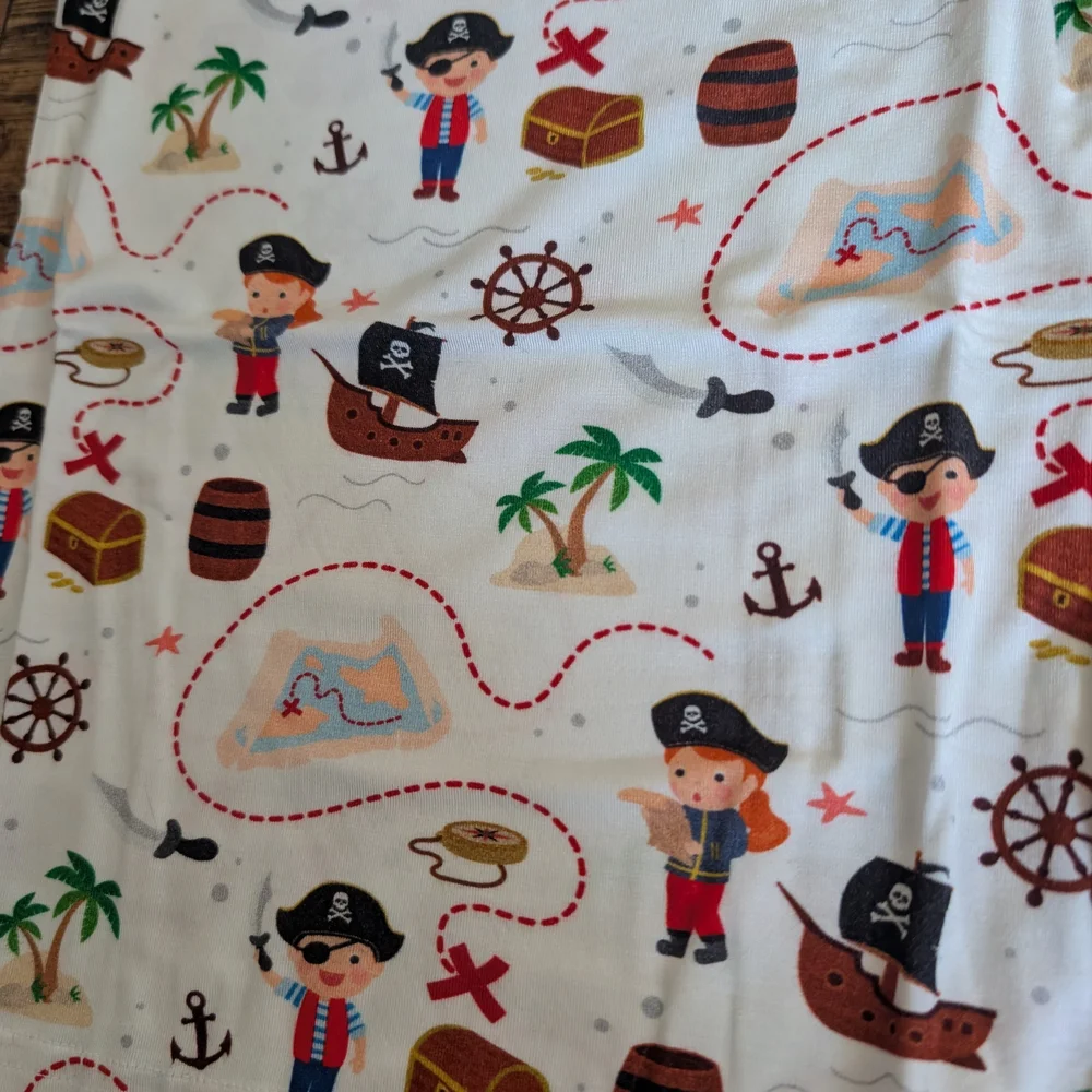 NWT Boys‎ 4T Pirate Print Short Pajama Set